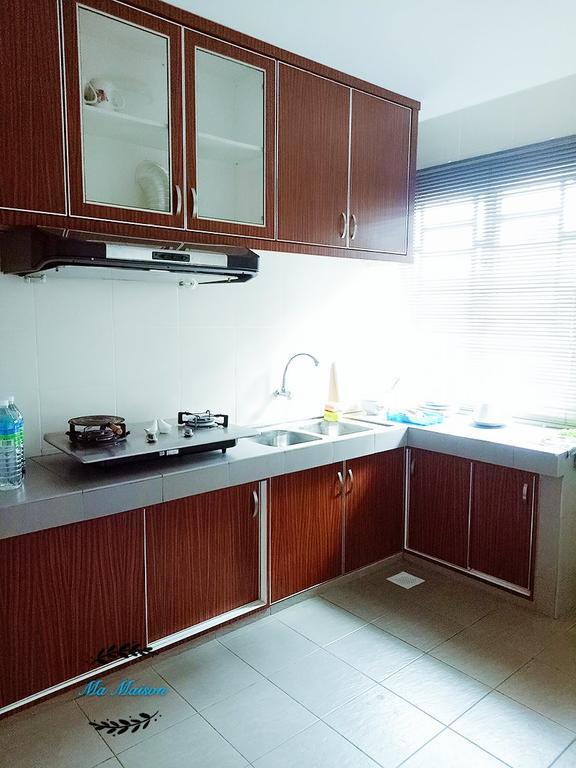 Sri Manjung Ma Maison Homestay Лумут Екстер'єр фото