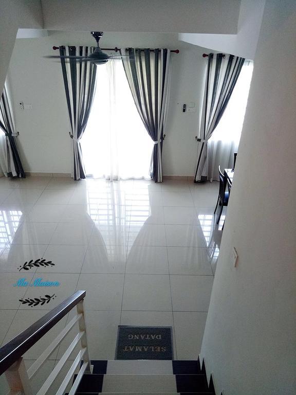Sri Manjung Ma Maison Homestay Лумут Екстер'єр фото