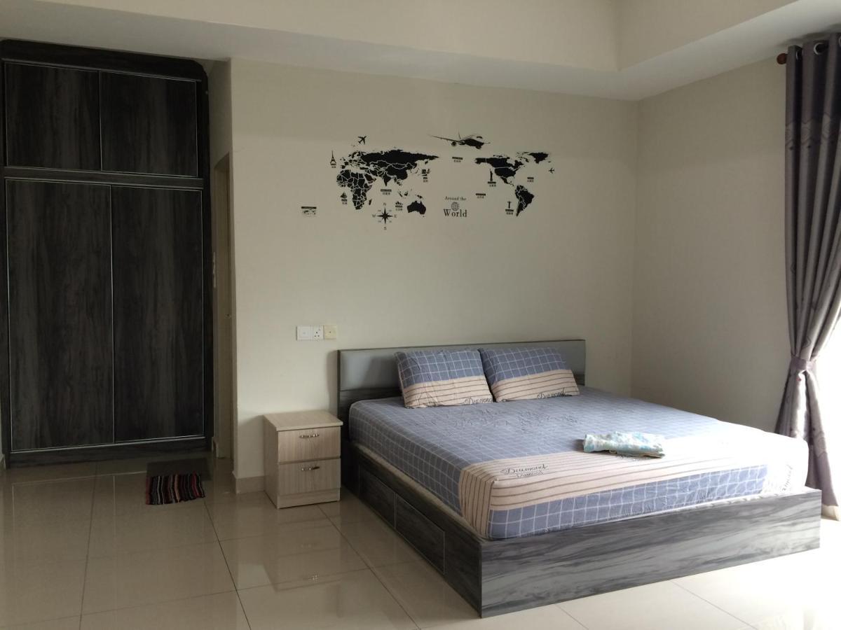Sri Manjung Ma Maison Homestay Лумут Екстер'єр фото